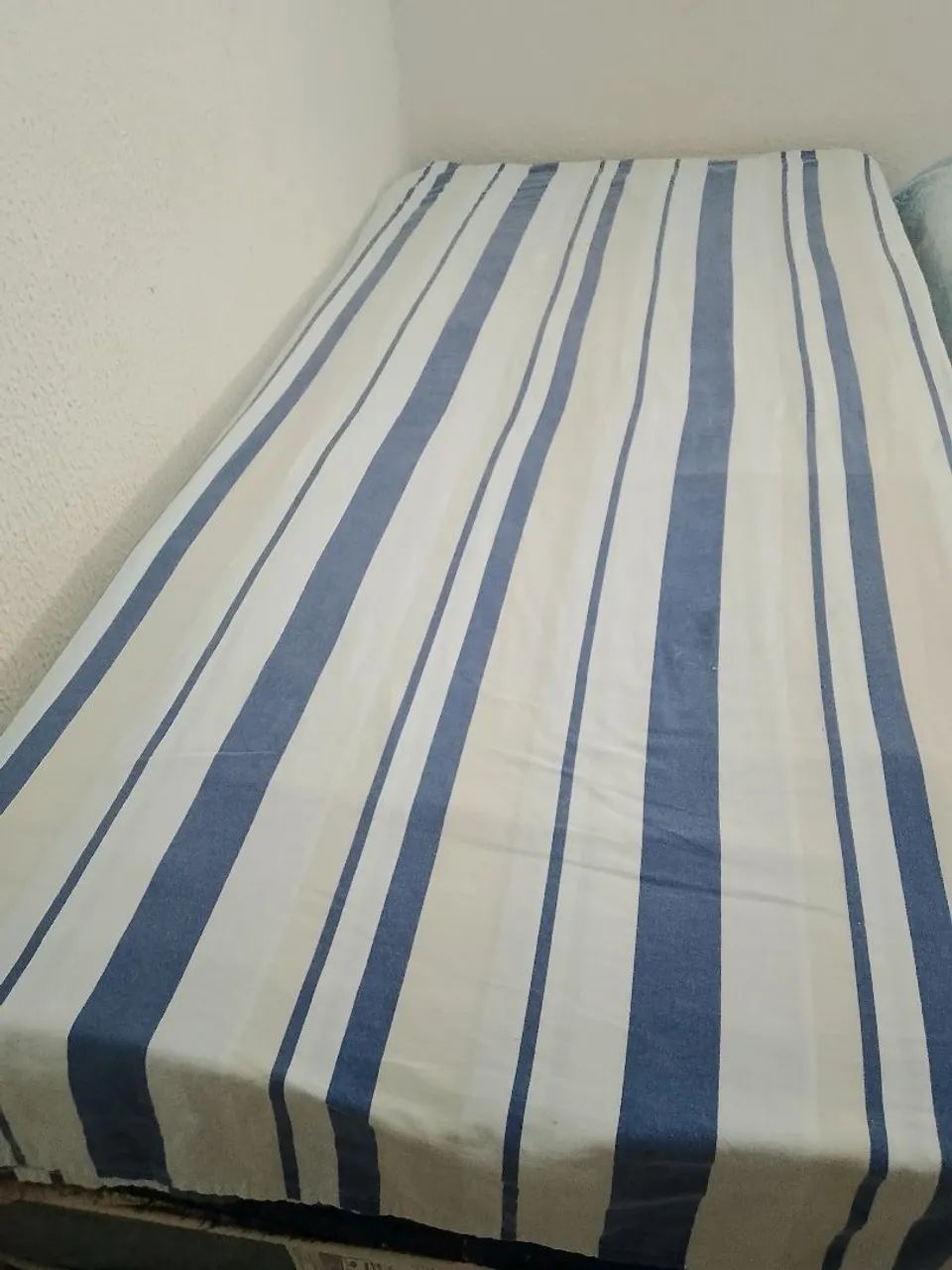 Cama de solteiro 