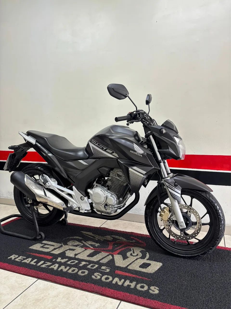 CB TWISTER 250c 2022     (DIVIDO DE 24x   NO CARTÃO) - Foto 8
