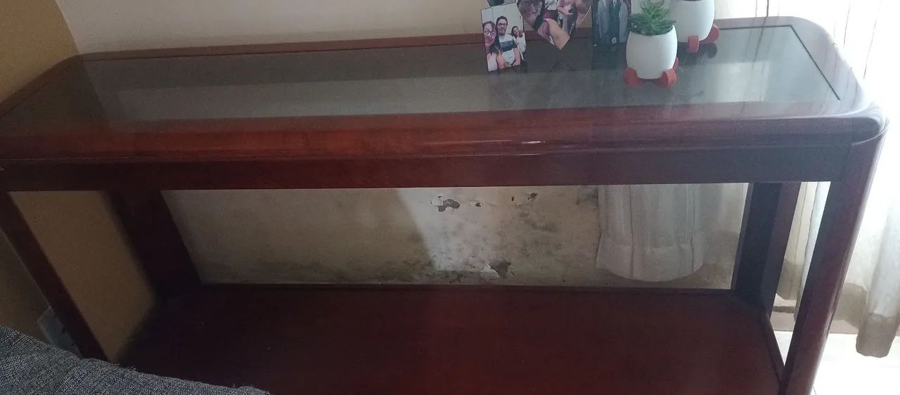 Buffet de madeira
