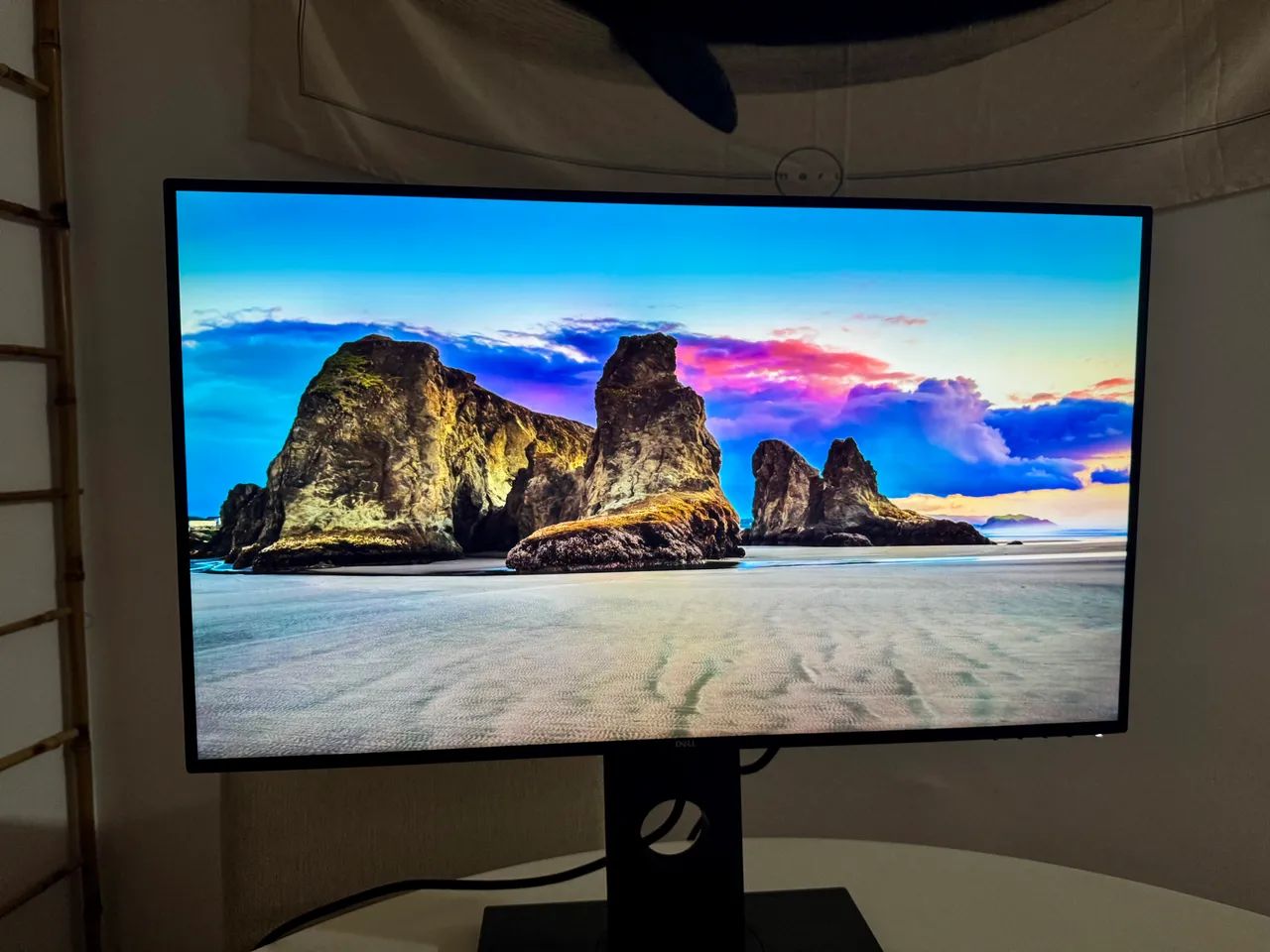 Dell UltraSharp U2718Q 27 polegadas 4K IPS - Ideal p/ Edição, Design e Produtividade - Foto 3