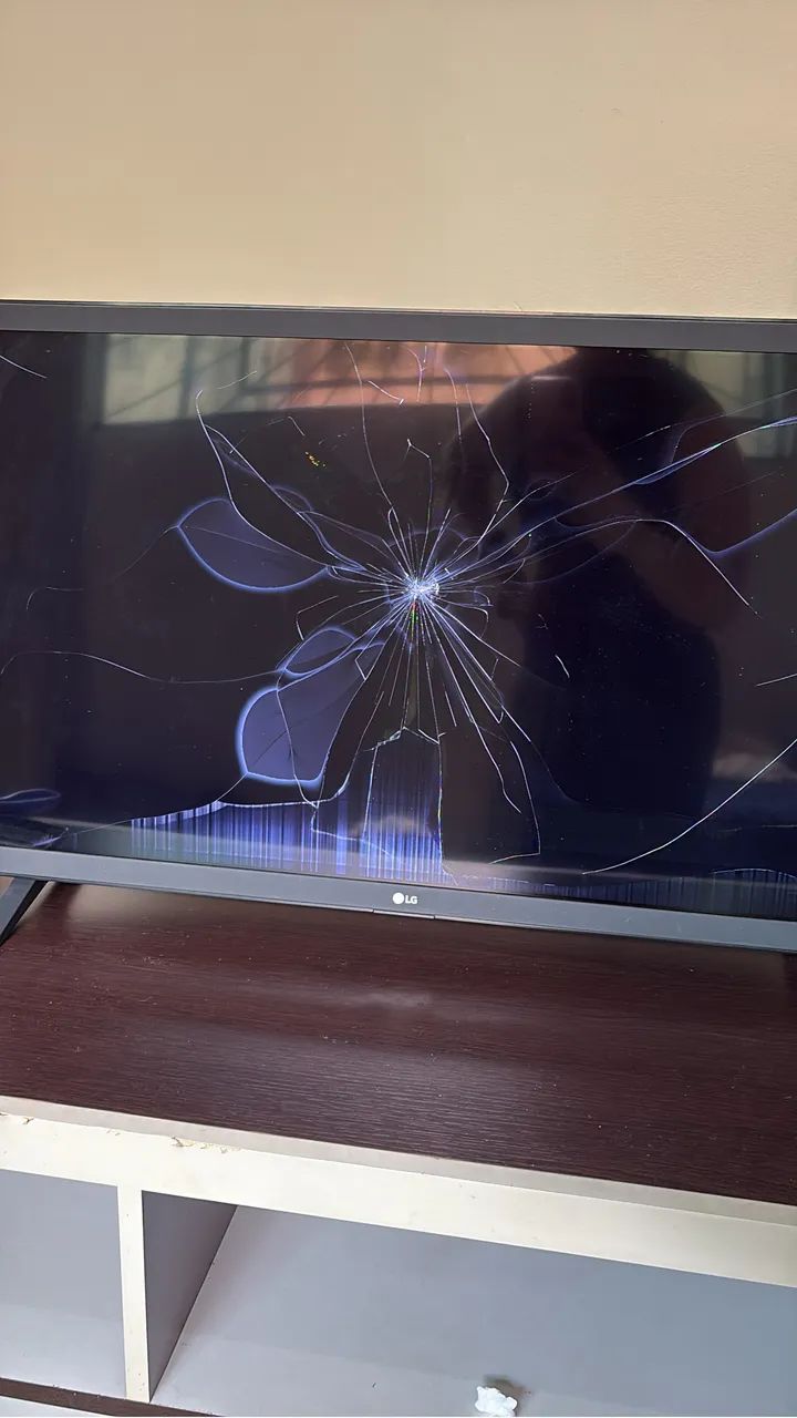 TV LG PARA RETIRADA DE PEÇAS - Foto 3