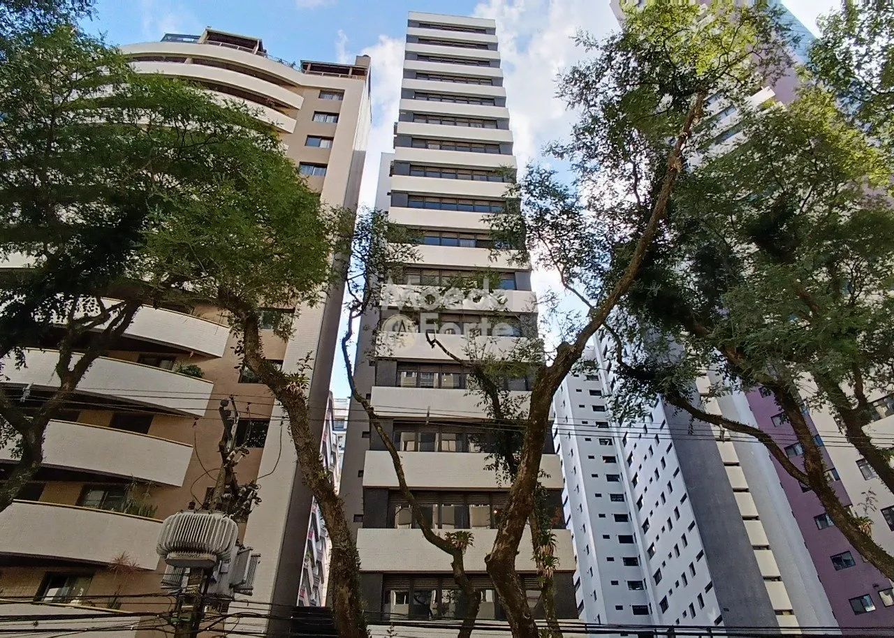 ÓTIMA SALA COMERCIAL, CHAMPAGNAT, 34,06M2, 1 SALA E BWC - 8º ANDAR - FUNDOS