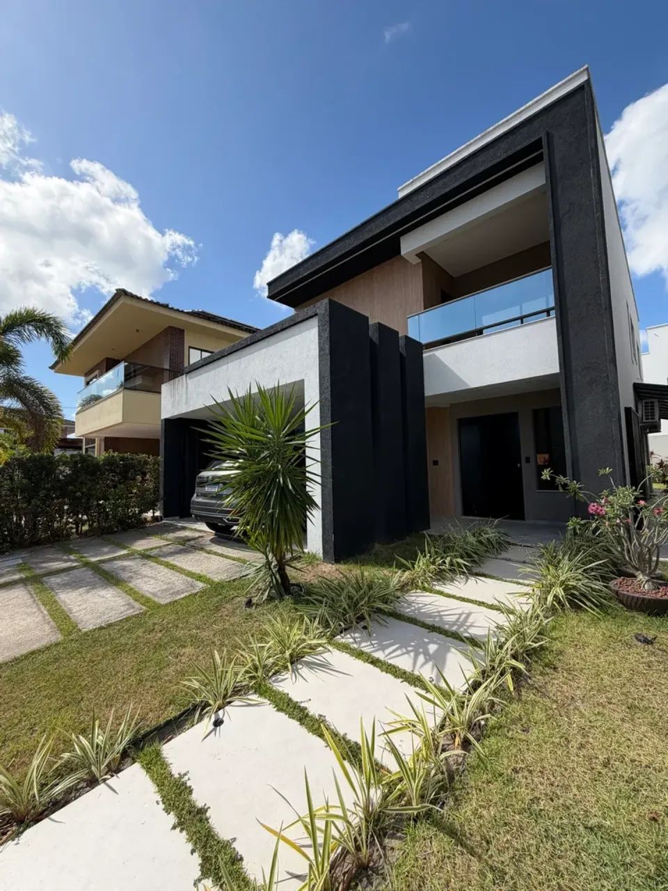 Excelente casa para locação no centro do Eusébio