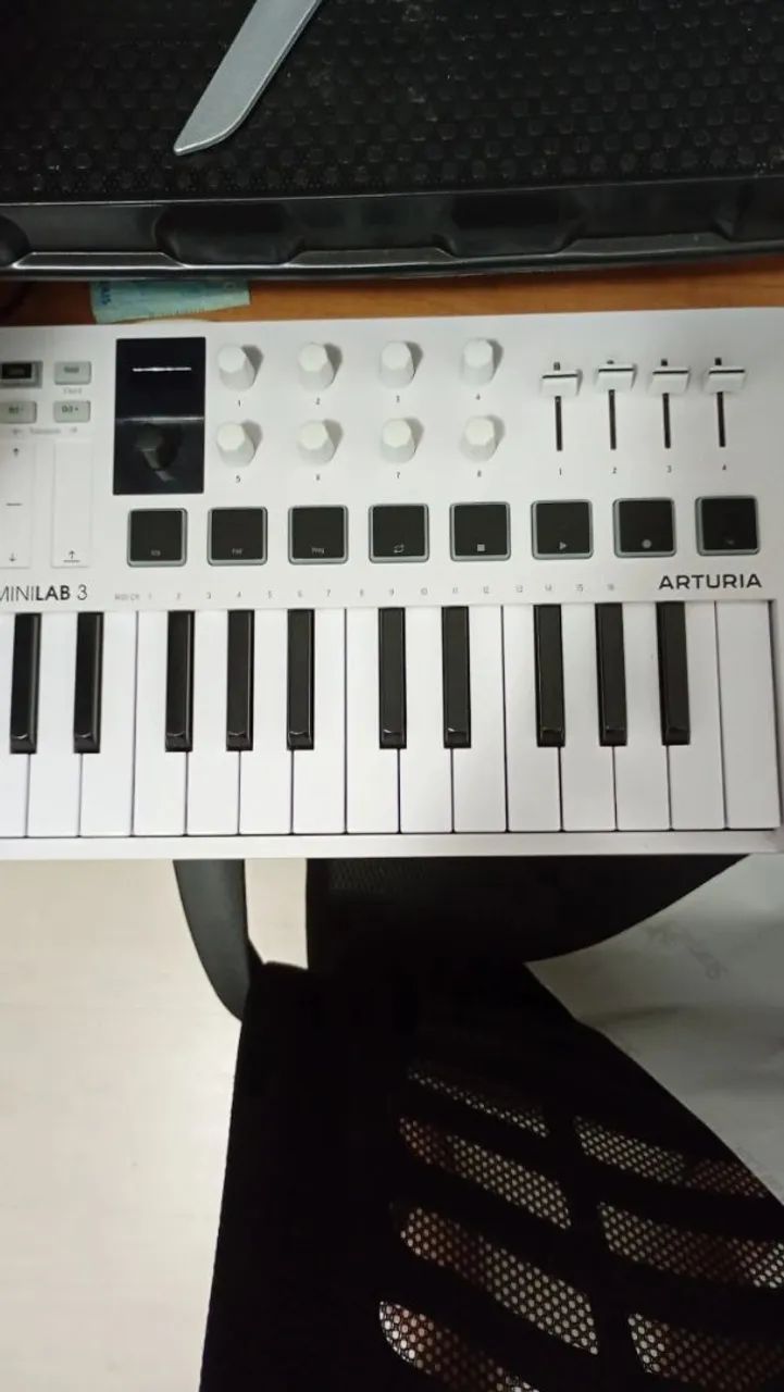 Teclado Midi Arthuria