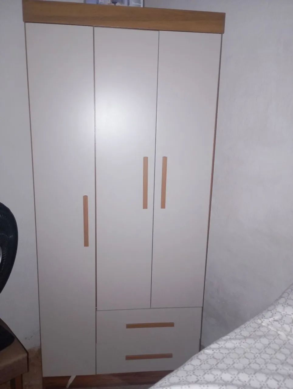 Vendo guarda roupa 3 portas  - Foto 3