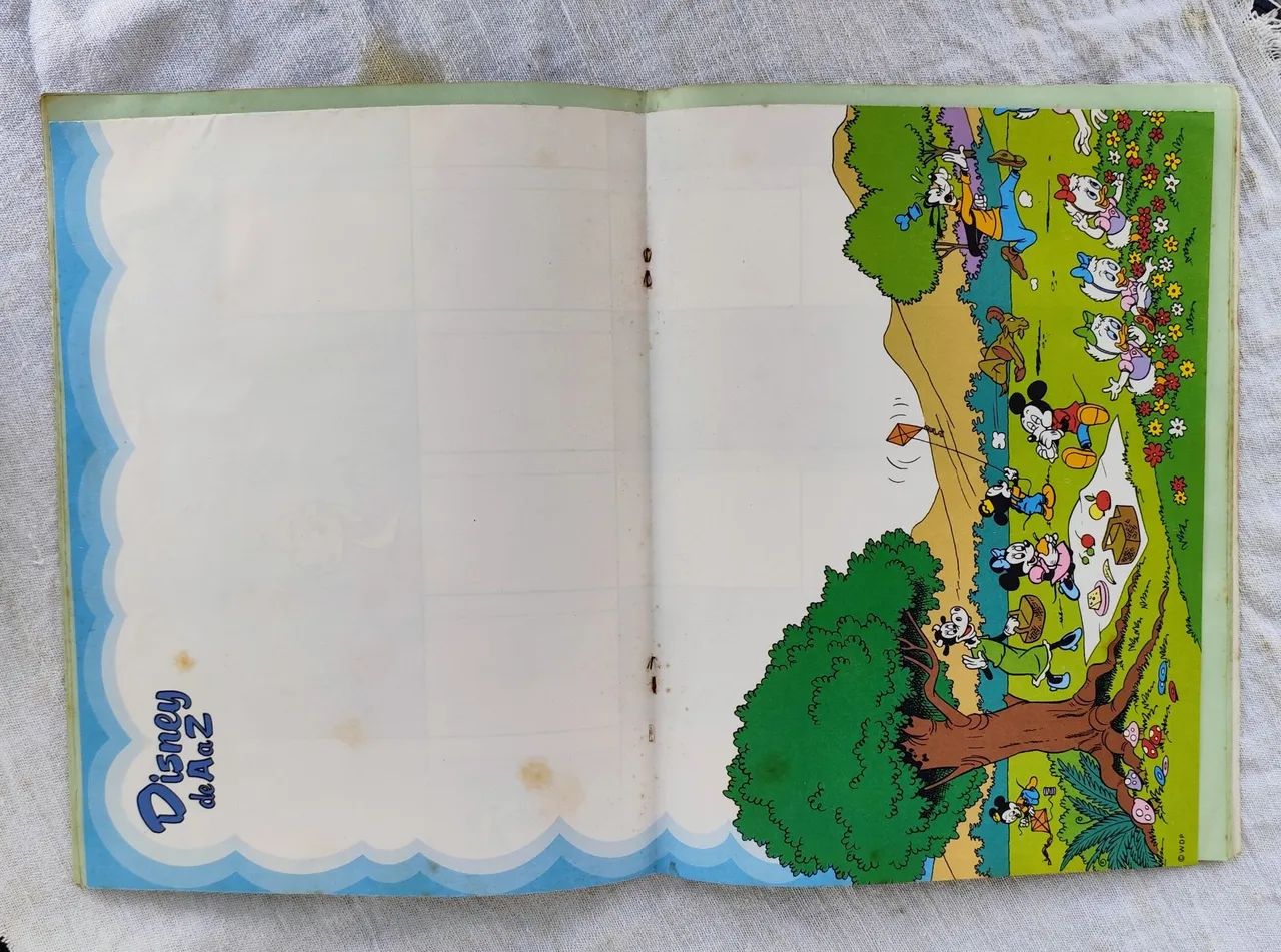 Álbum de figurinhas "DISNEY DE A a Z" - Foto 4