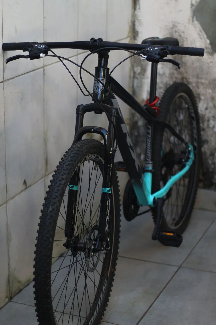 Bicicleta mountain aro 29 semi-nova! - Foto 2
