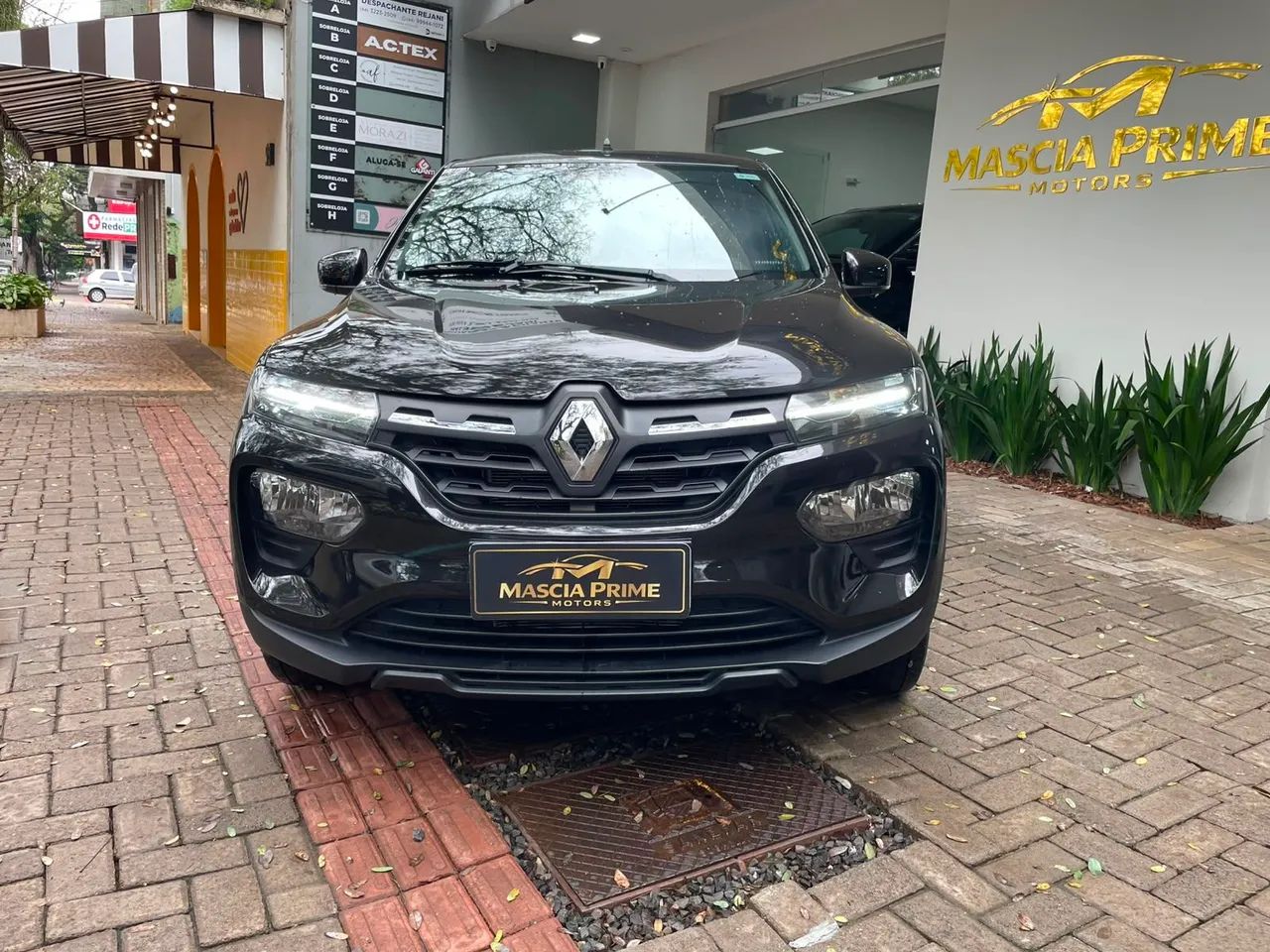 Renault Kwid Intense 1.0 Flex 12V 5P Mec. 2025 - Foto 2