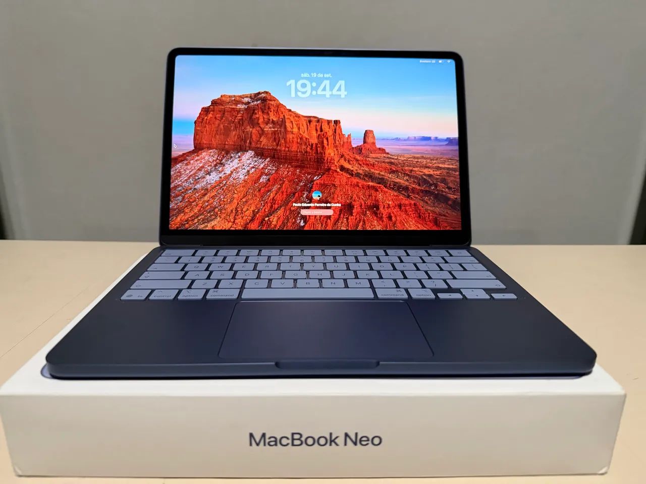 Macbook Neo 256gb