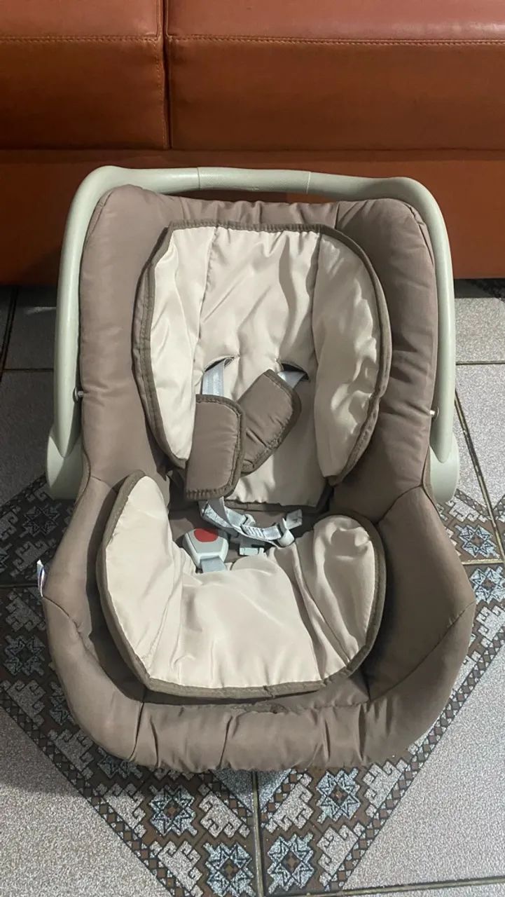 Bebê conforto bem conservado