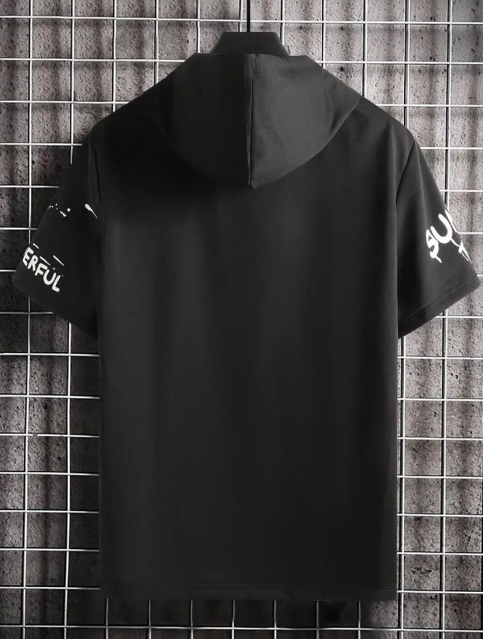 Camisa masculina com capuz estampada - Foto 2