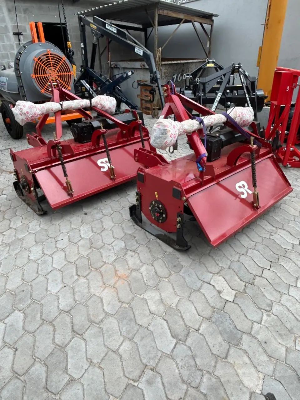 Enxadas rotativas SR - Trator - Foto 3