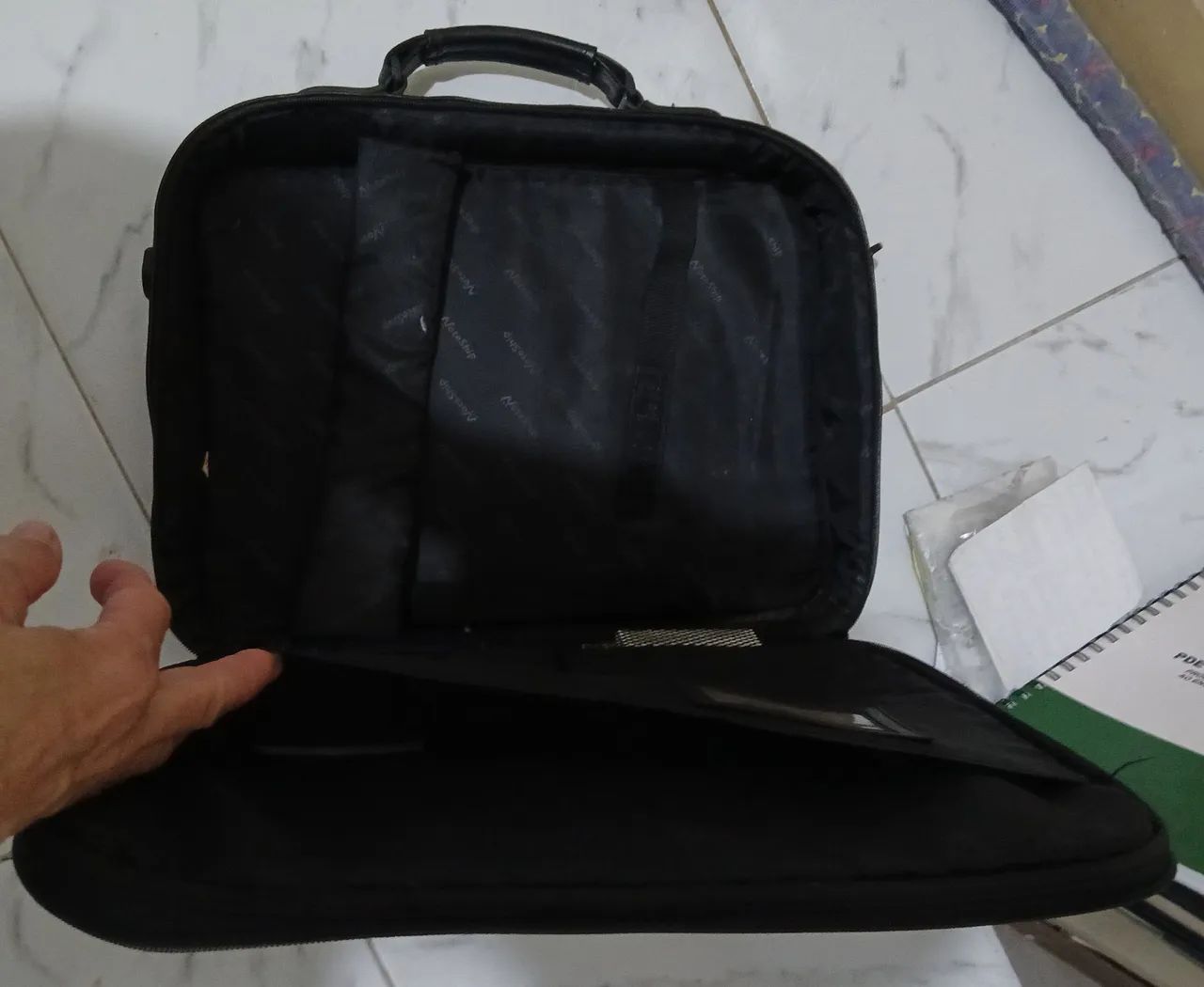 Bolsa em Couro Para executivos e Porta Notebook  - Foto 4