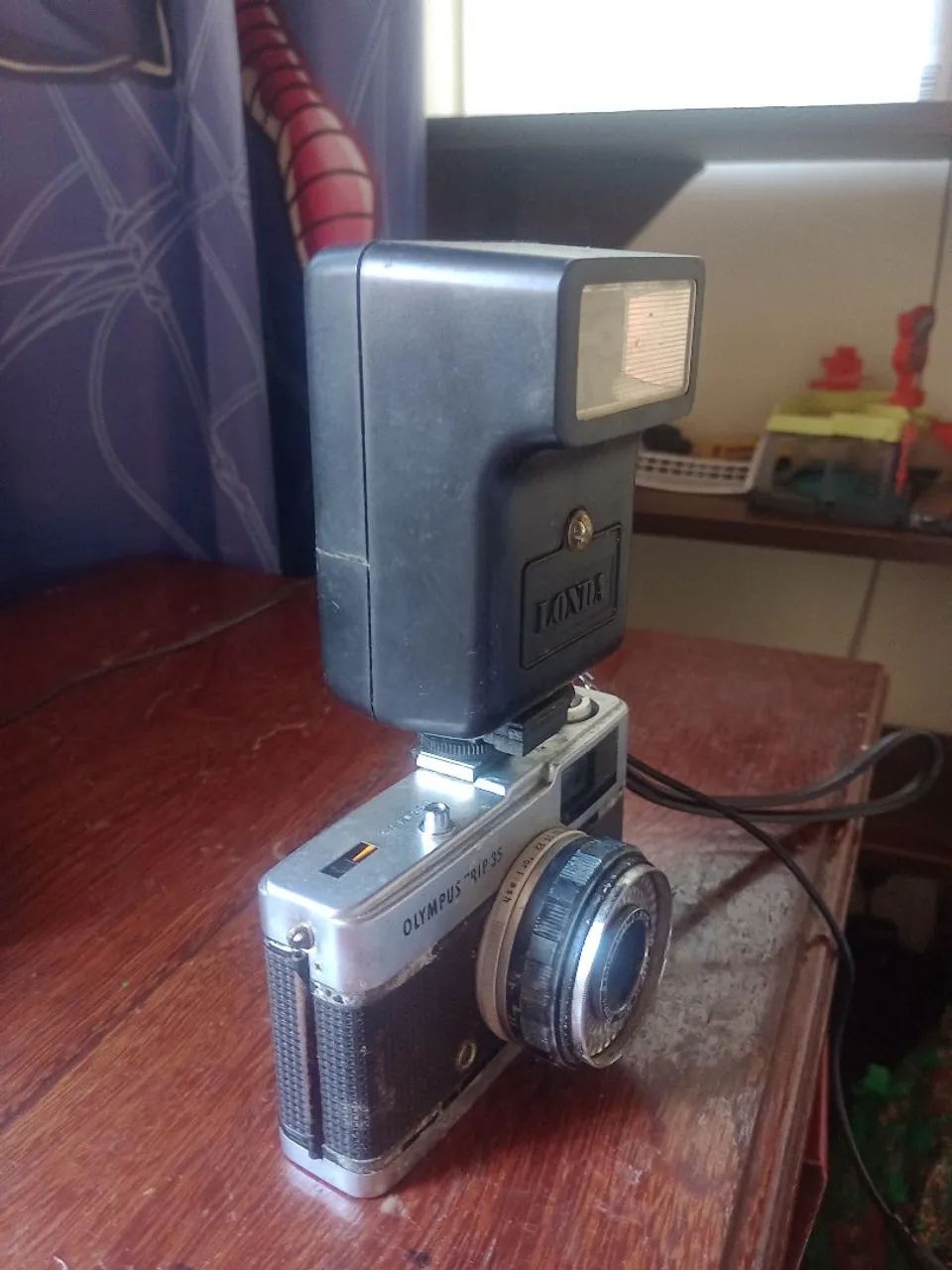 Vendo máquina fotográfica Olimpus Trip 35 para colecionador  - Foto 3