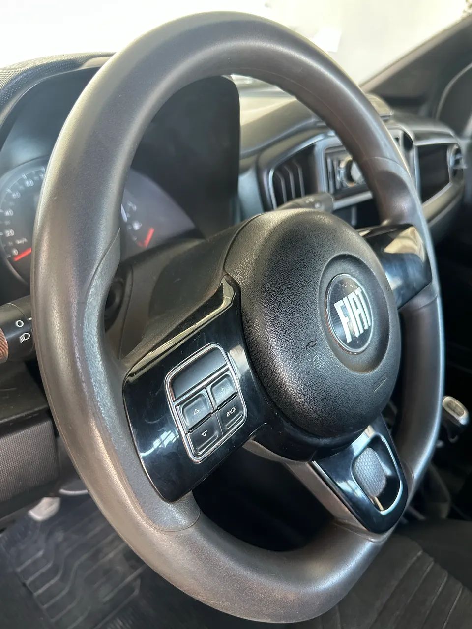 Fiat Strada Freedom 1.3 Flex 8V CD 2023 - Foto 5