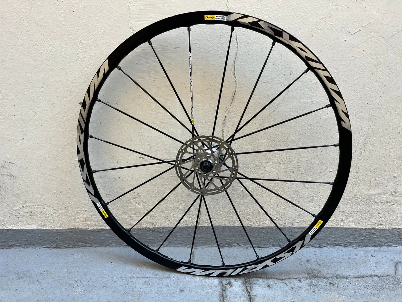 Roda MAVIC KSYRIUM PRO DISC