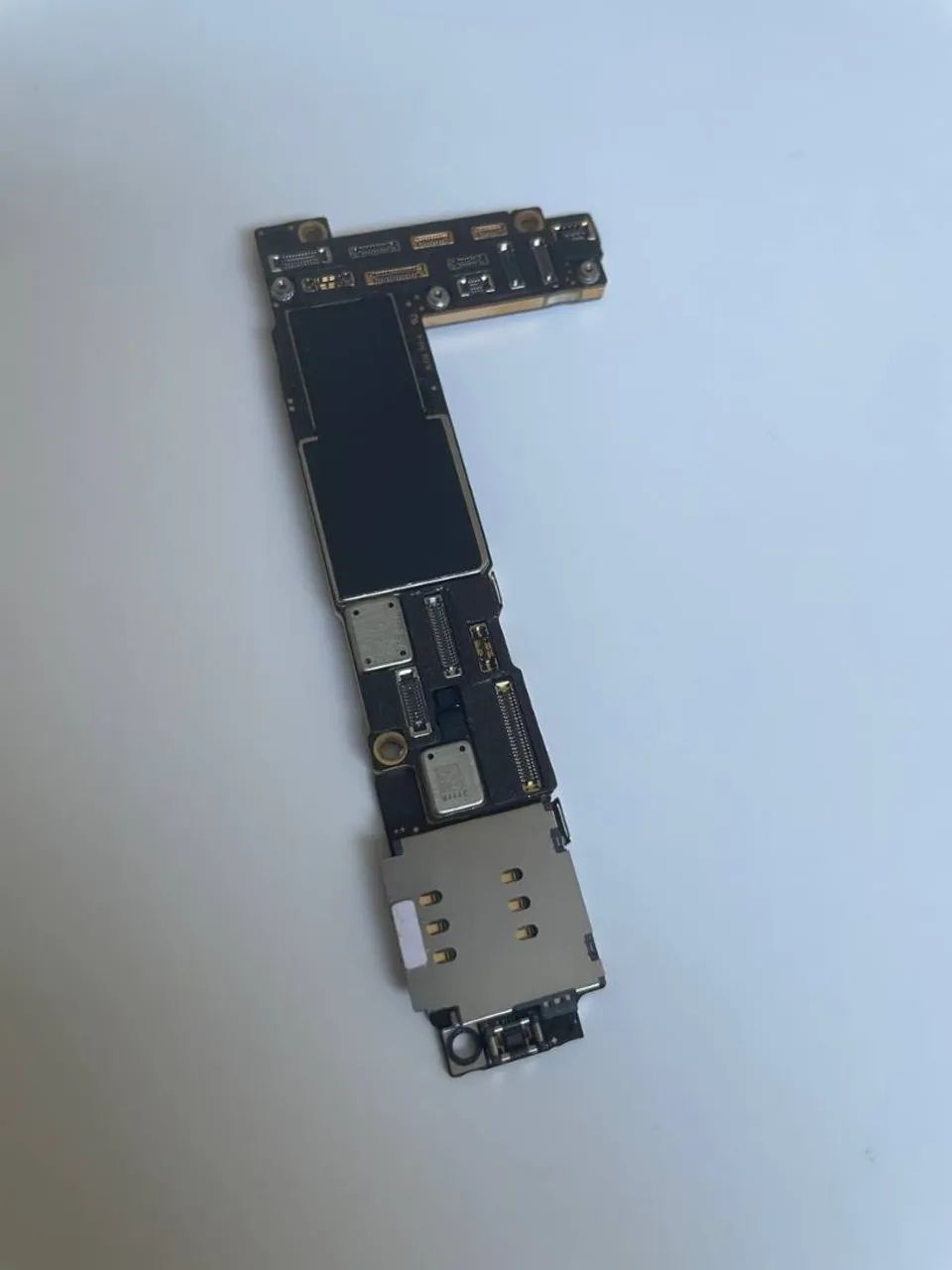 Placa de iPhone 12 mini para swap (uso de peças).