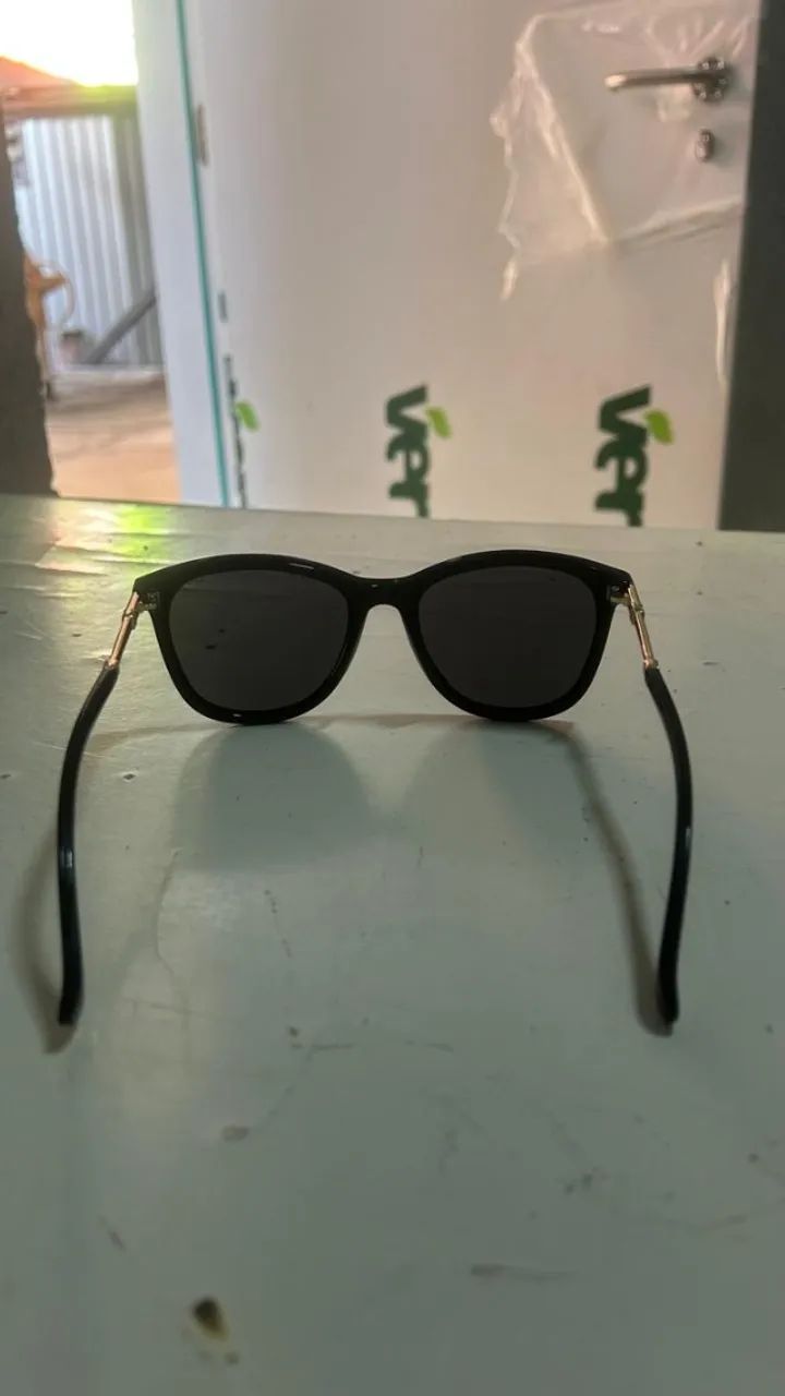 Óculos de Sol Gucci Original Preto com Estojo Rosa - Elegância e Estilo - Foto 5