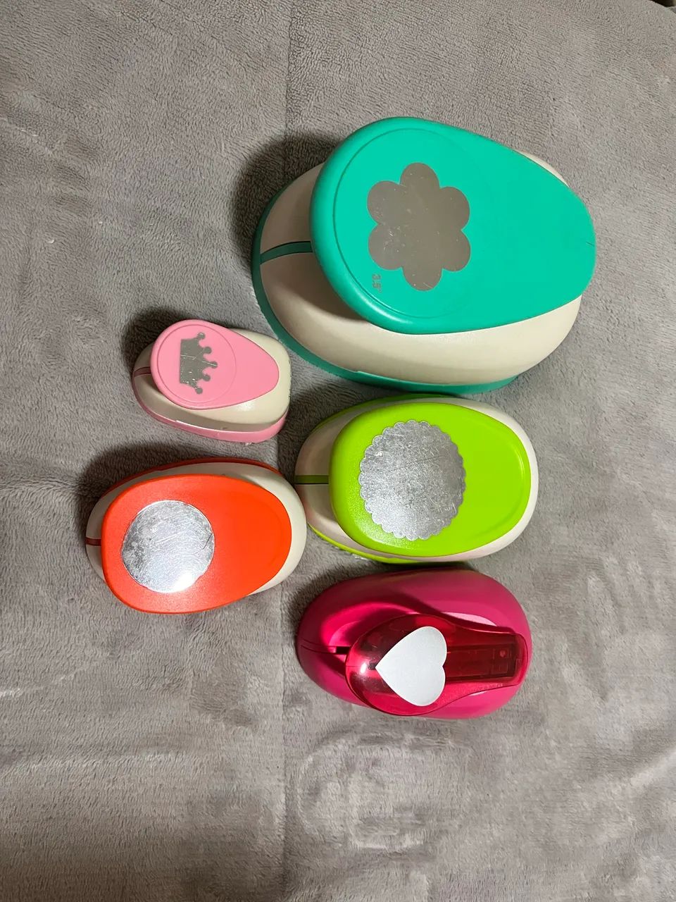 Furador de papel artesanal