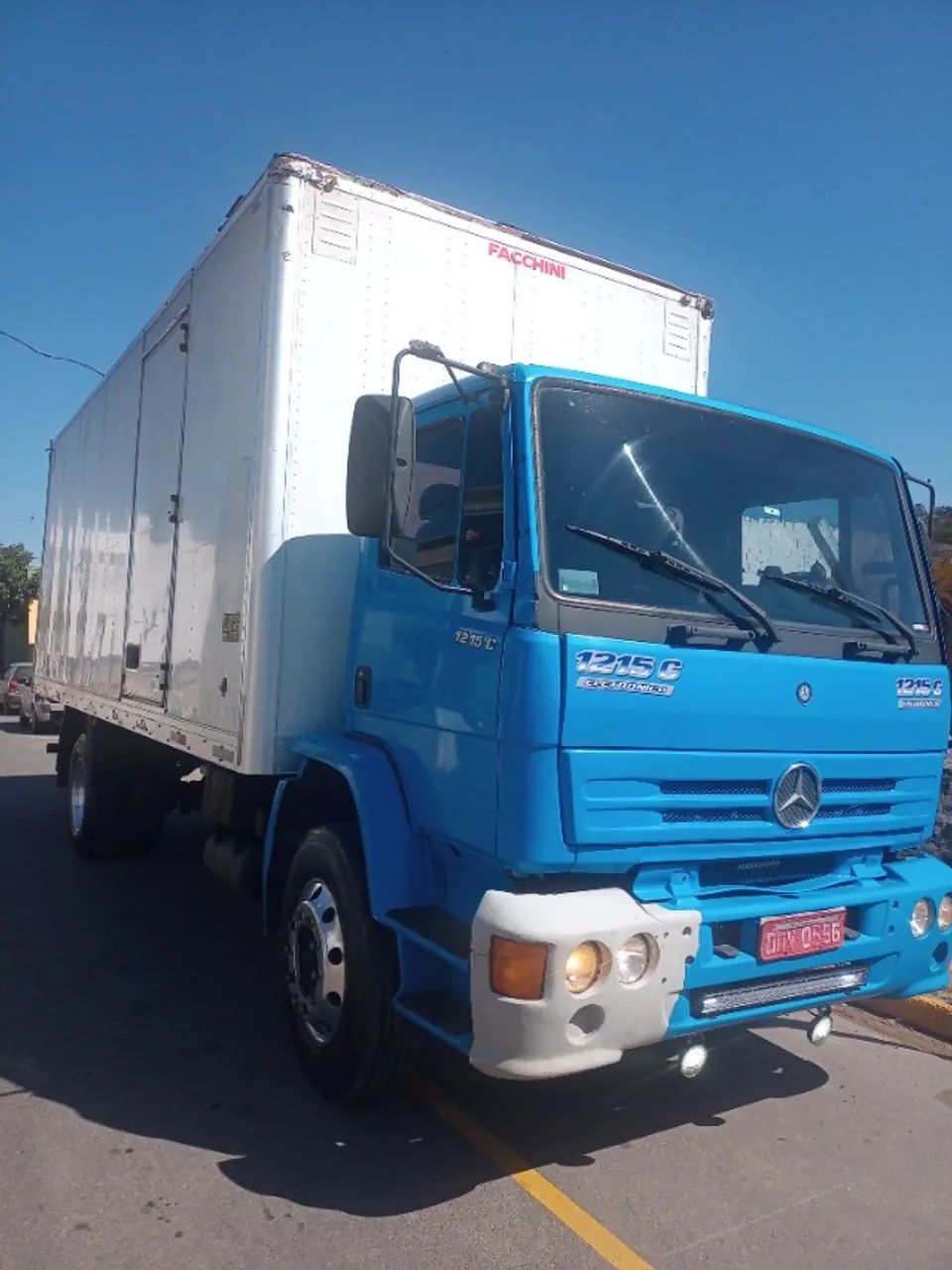 Caminhão 1215 C - Foto 2