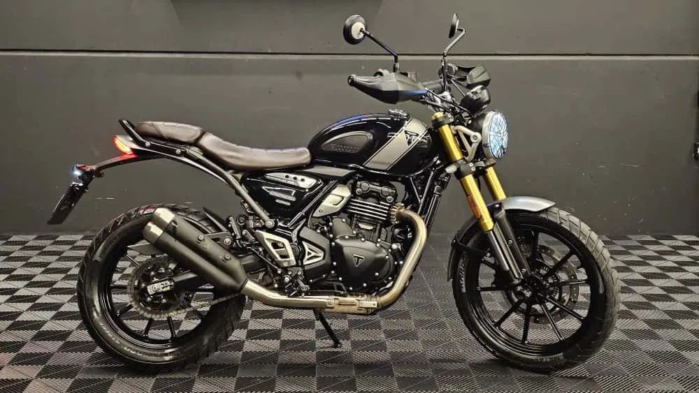SCRAMBLER 400X 2025 Preta - Foto 3