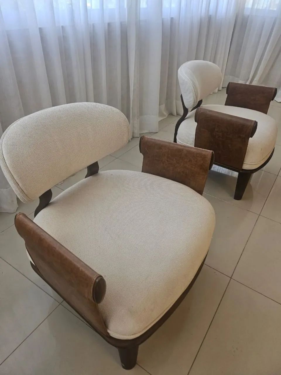 2 Poltronas Assinadas417563154077470721