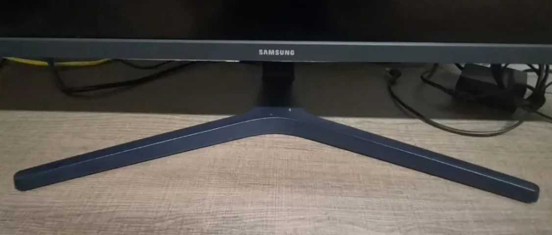 Monitor UHD UJ59 32" - Foto 2