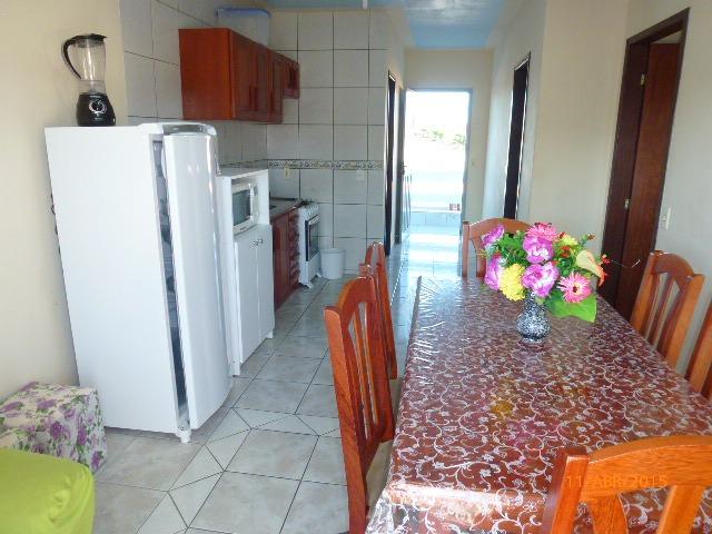 Casa 2 quartos 8p. prox 2 praias, Ar e Wi Fi , fins de semana
