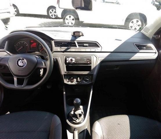 VOLKSWAGEN VOYAGE 2017/2018 1.0 12V MPI TOTALFLEX TRENDLINE 4P MANUAL - Foto 5