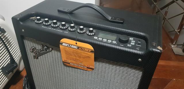 Amplificador Fender Mustang 3 - Foto 2