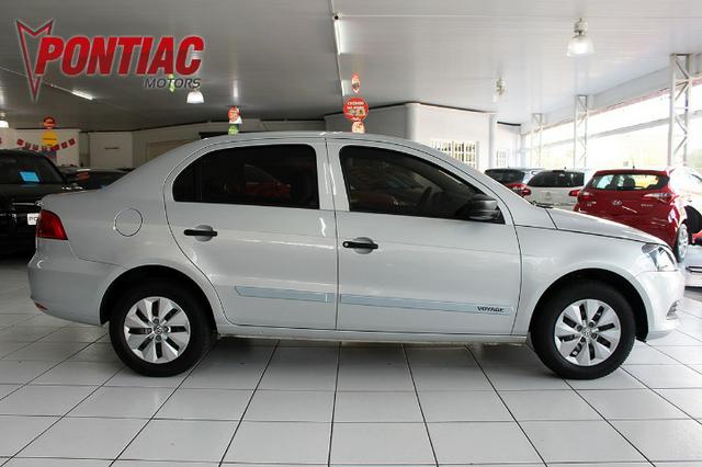 Volkswagen Novo Voyage 1.6 City 2013 - Foto 4