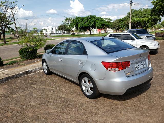 Vendo Kia Cerato 1.6 Automatico - Foto 5