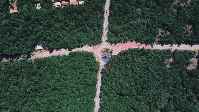 Re/max chave de ouro vende terreno localizado no loteamento balcão da lua