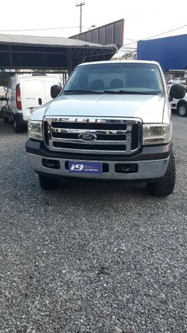 F-250 xlt 4x4 cs 65/ *