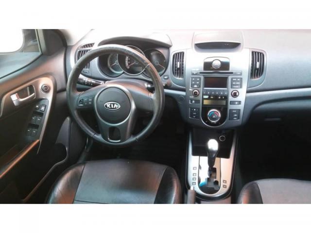 Kia Cerato - Foto 12