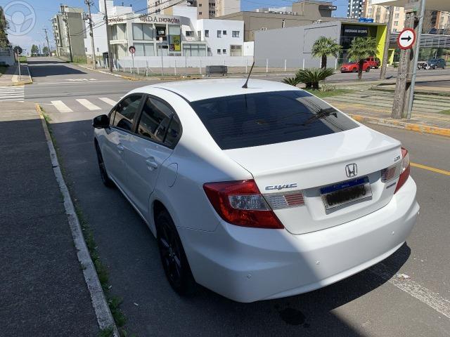 Honda Civic LXS mt - Foto 4