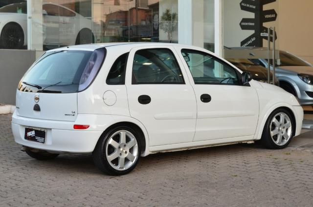 Corsa Hatch Maxx 1.4 - Legalizado Baixo - Rodas aro 15" - Foto 8