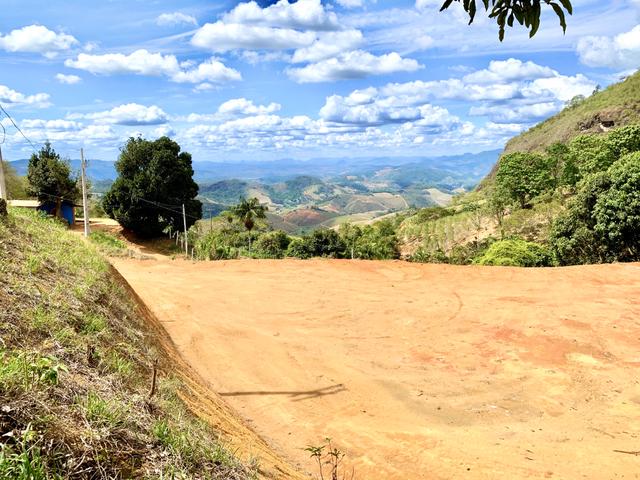 Linda chácara em Santa Teresa frente vale do Caravagio - Foto 11