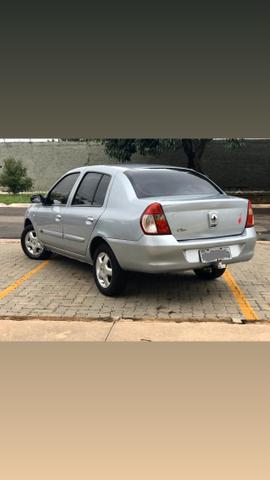 Renult Clio Sedan 1.6 16v Privilège 2007/07 - Foto 2