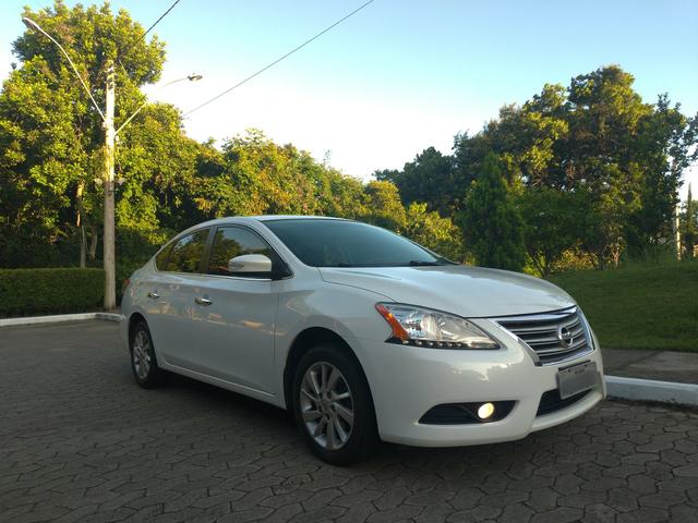 Nissan sentra 2.0 sv
