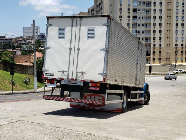 MB Mercedes-Benz atron azul bau - Foto 10