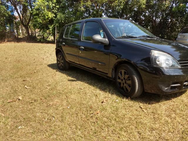Clio 4p com ar