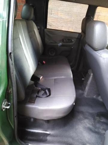 L 200 - Foto 2