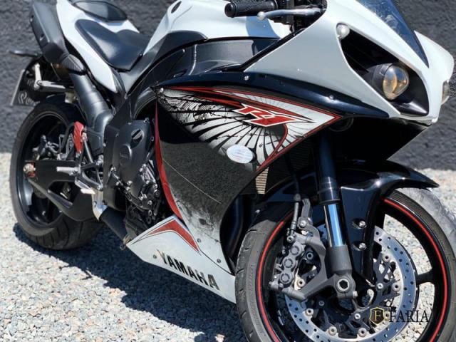 YAMAHA YZF R1 - Foto 5