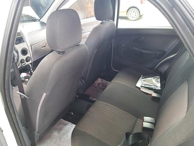 Ótimo OPORTUNIDADE DE COMPRA UM EXCELENTE CARRO - Foto 6