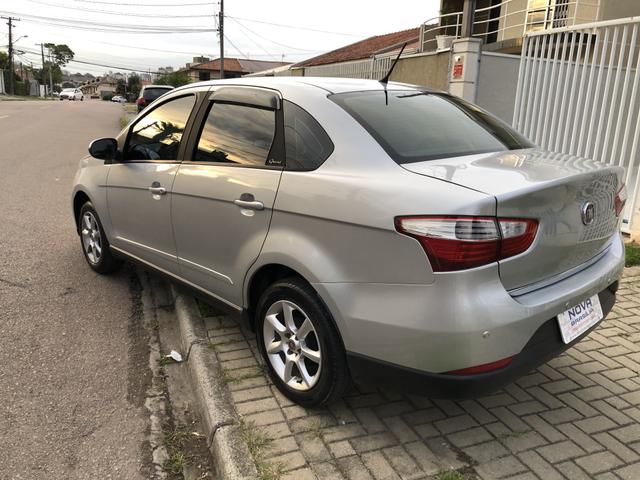 Fiat Grand Siena 1.4 Attrative completa - Foto 4