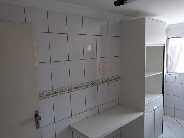 Apartamento com 3 quartos, armários e lazer - Foto 2