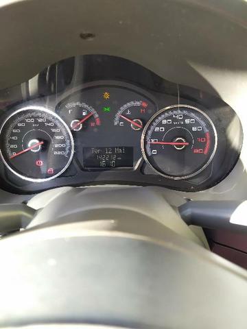Vende_se carro muito bom só viajar - Foto 2