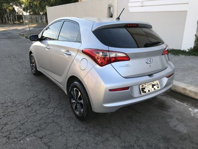 HB-20 Hatch 1.0 12V Confort Flex 2017 - Foto 8