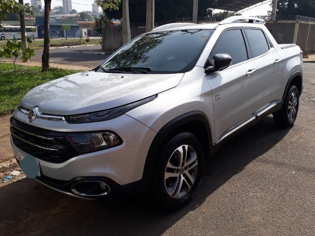 VENDO FIAT TORO